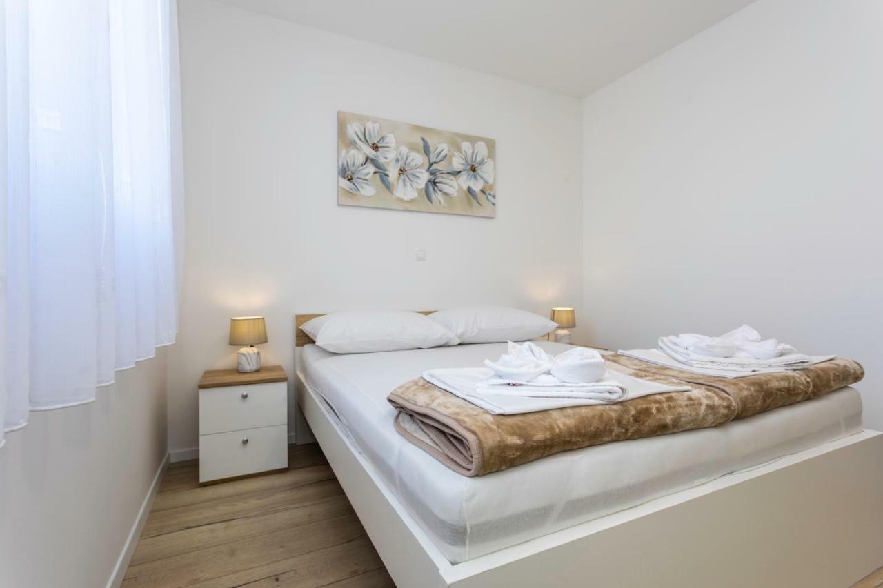 Apartments Mateo 2 บัชกา ภายนอก รูปภาพ