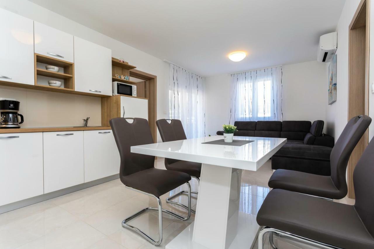Apartments Mateo 2 บัชกา ภายนอก รูปภาพ