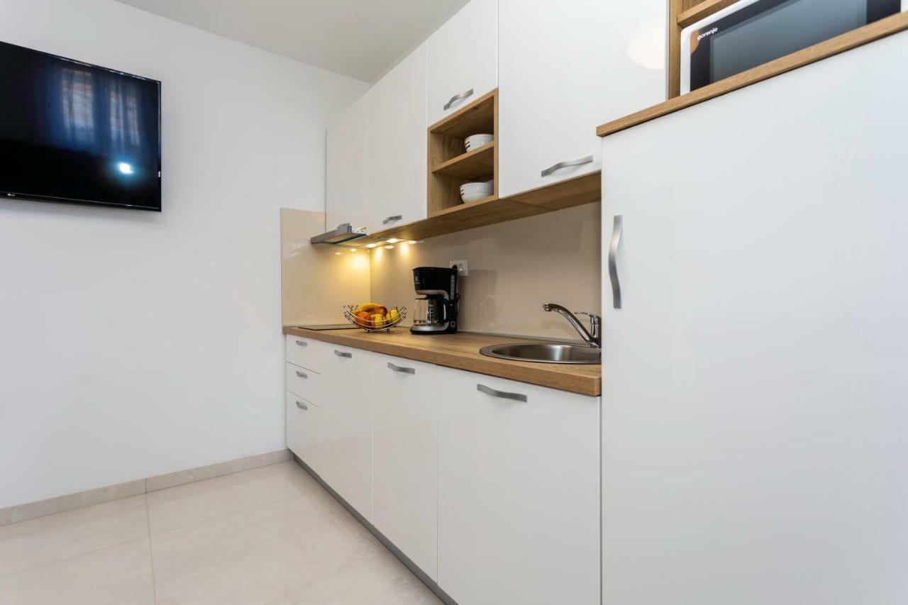 Apartments Mateo 2 บัชกา ภายนอก รูปภาพ