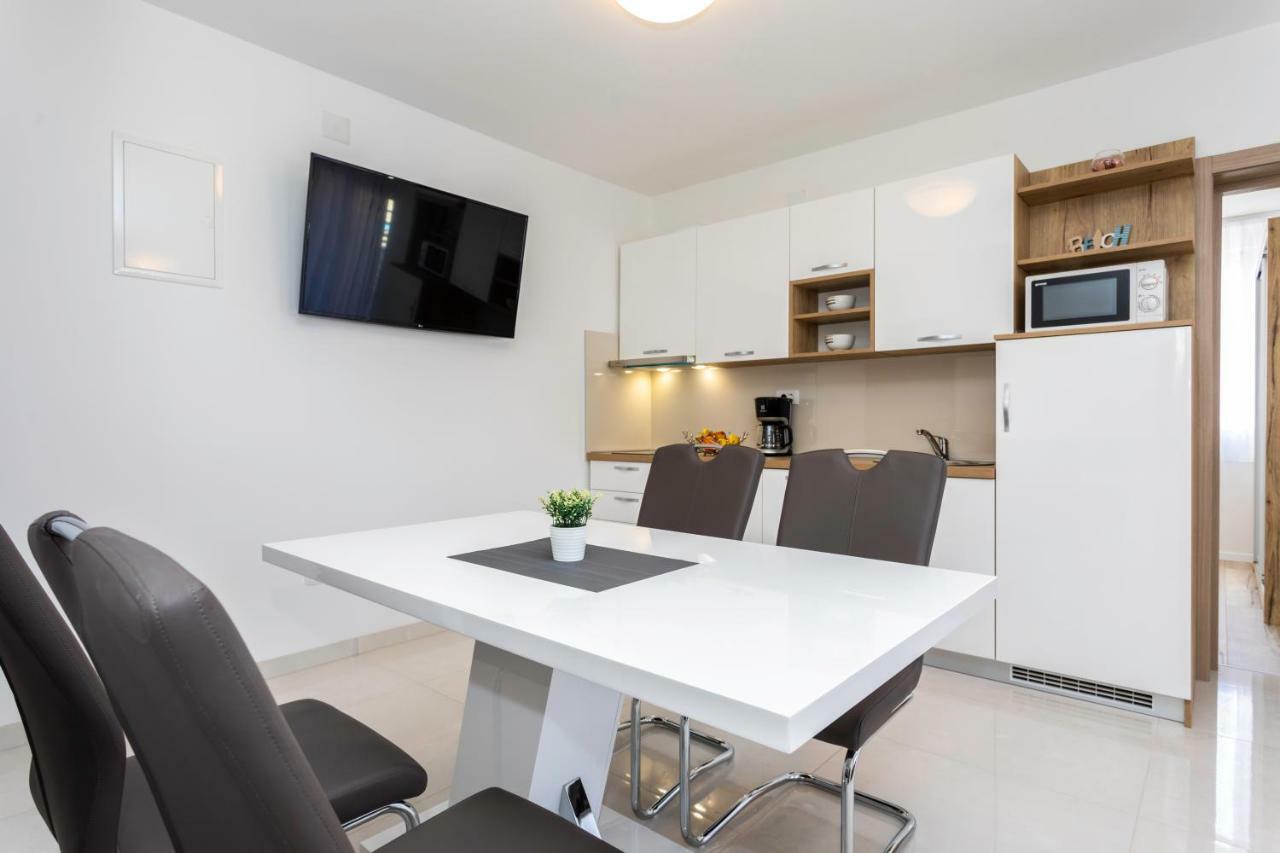 Apartments Mateo 2 บัชกา ภายนอก รูปภาพ